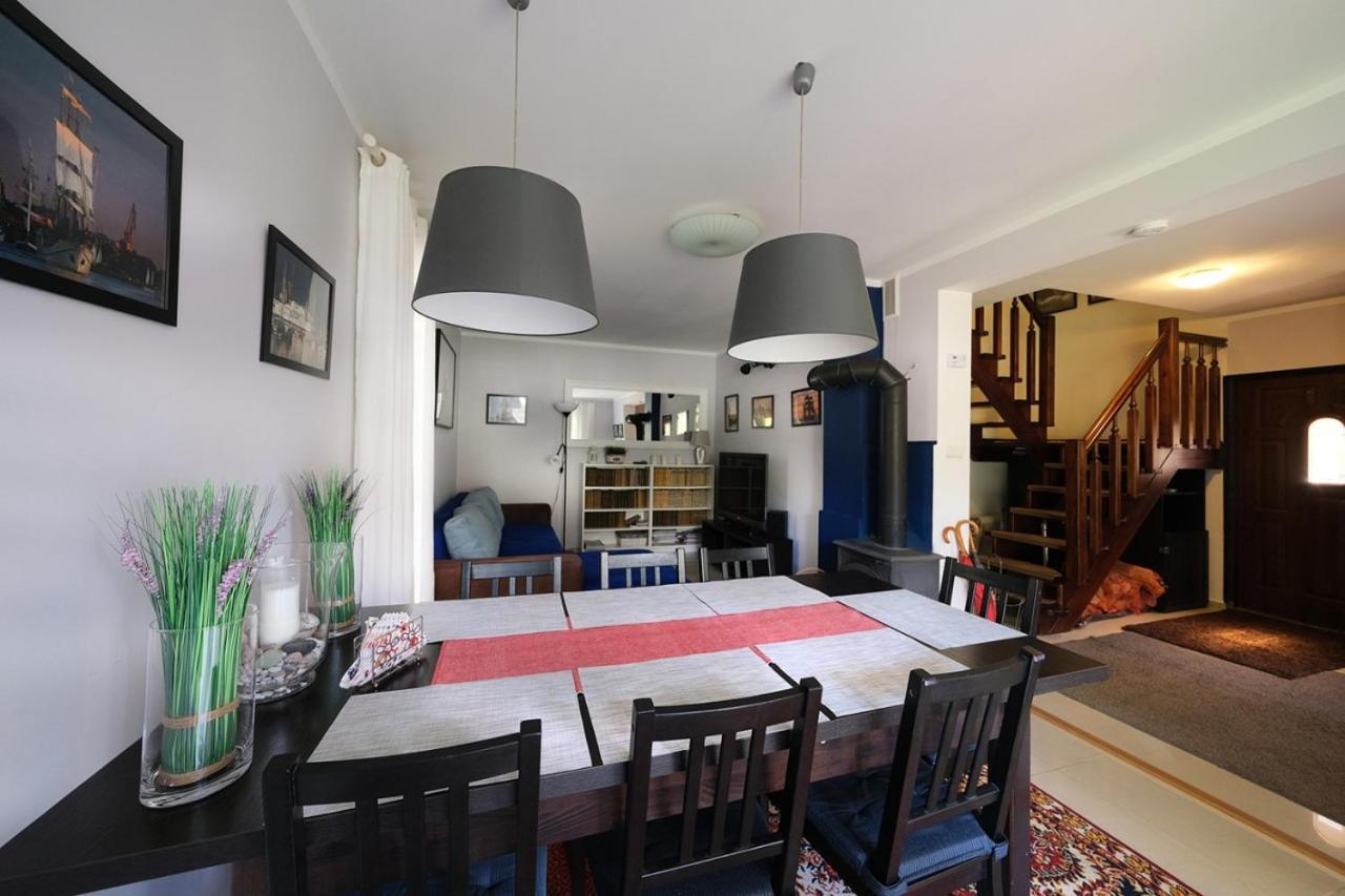 Dom Kotik W Lukecinie Villa Dış mekan fotoğraf